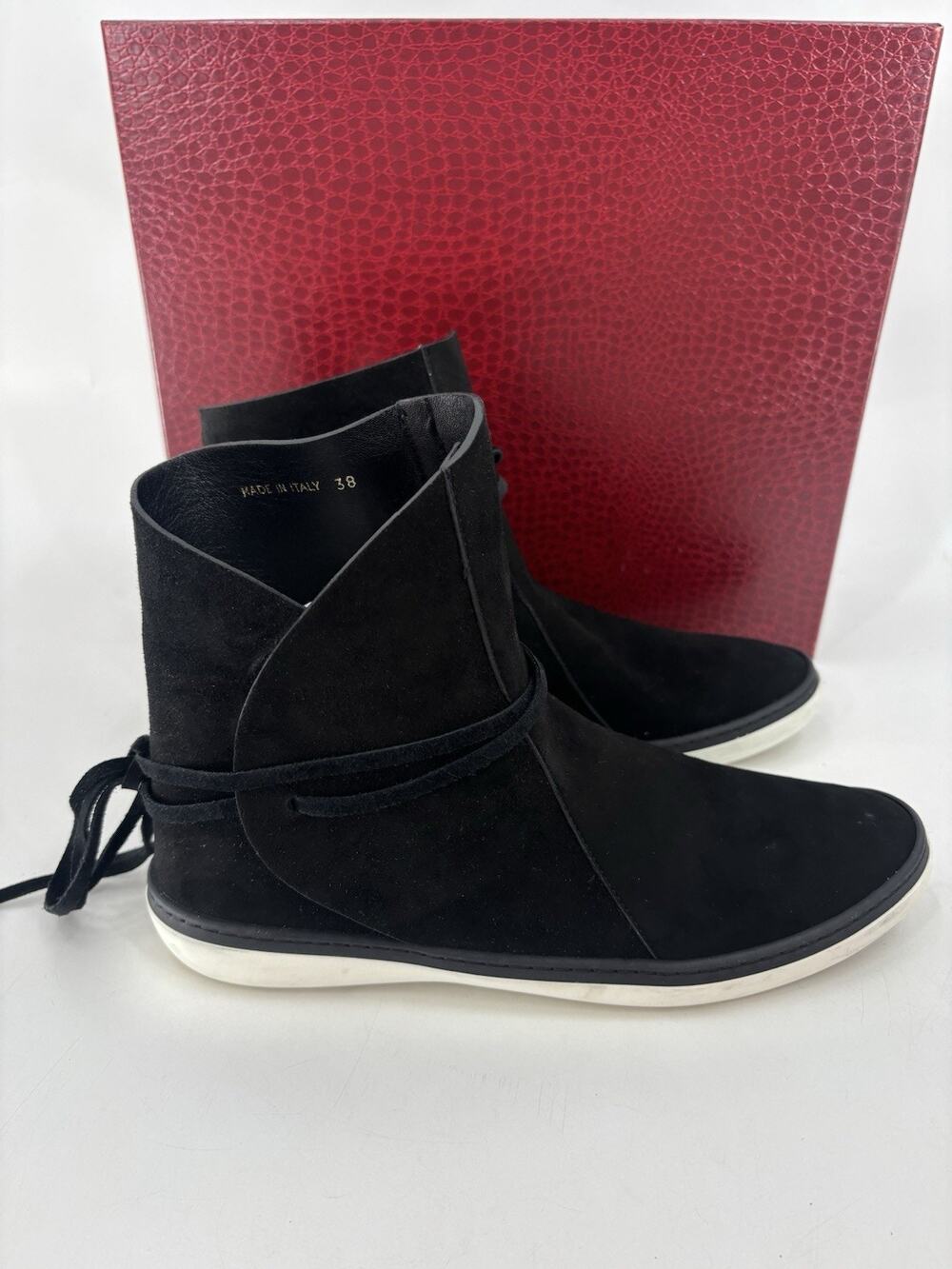 Tamara Mellon Zuma Boots 38 / 8 Black Suede Ankle Strappy Tie Round Toe Casual